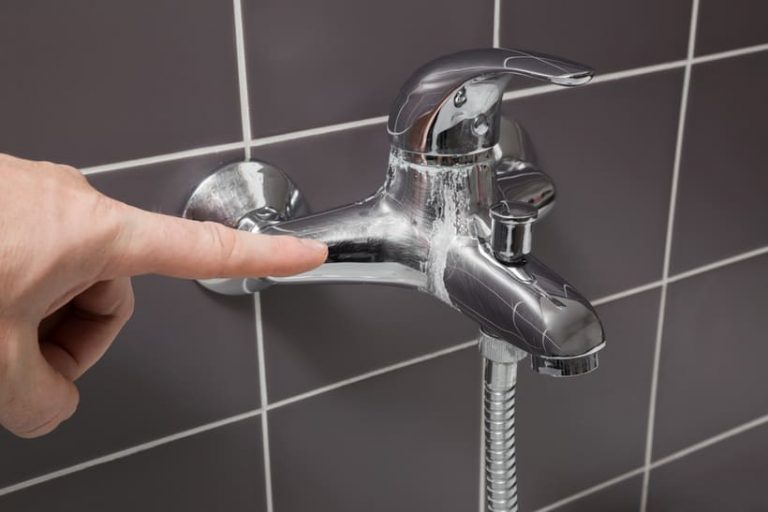 How Hard Water Can Hurt Your Body